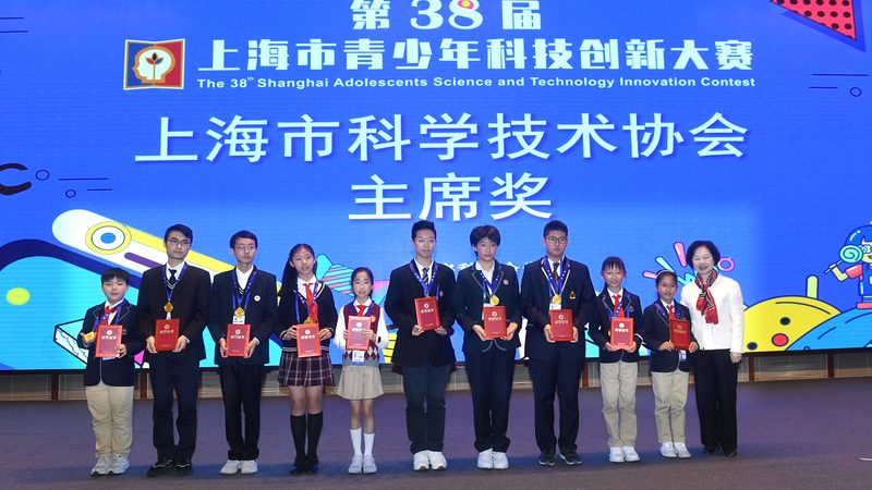 小型科技公司开发APP成本揭秘：影响因素与预算规划**